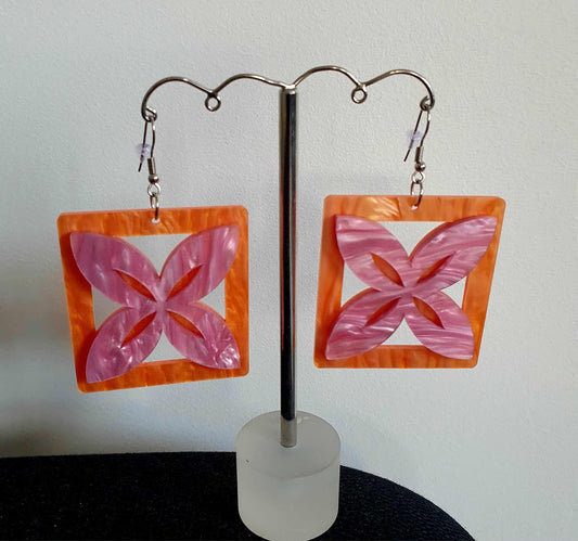 Flower-Inlaid Squares