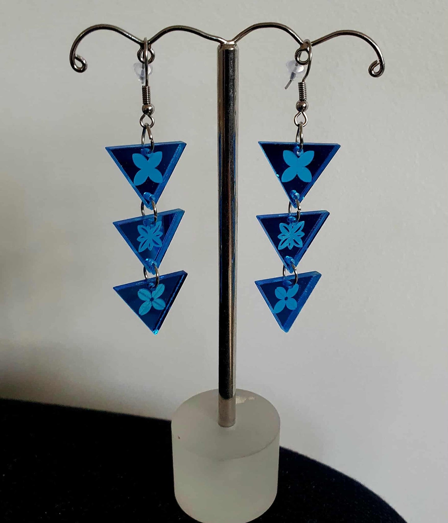 Triangle earrings. Island inspired pattern